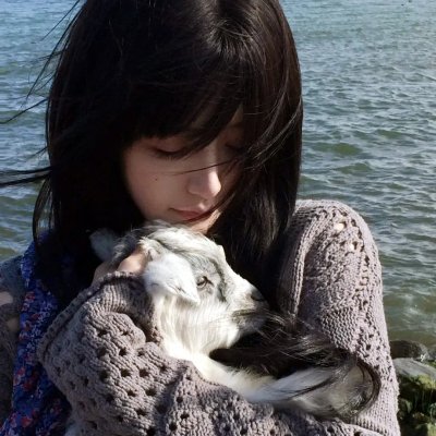 一脸嫌弃表情的妹子给你看胖次第二季